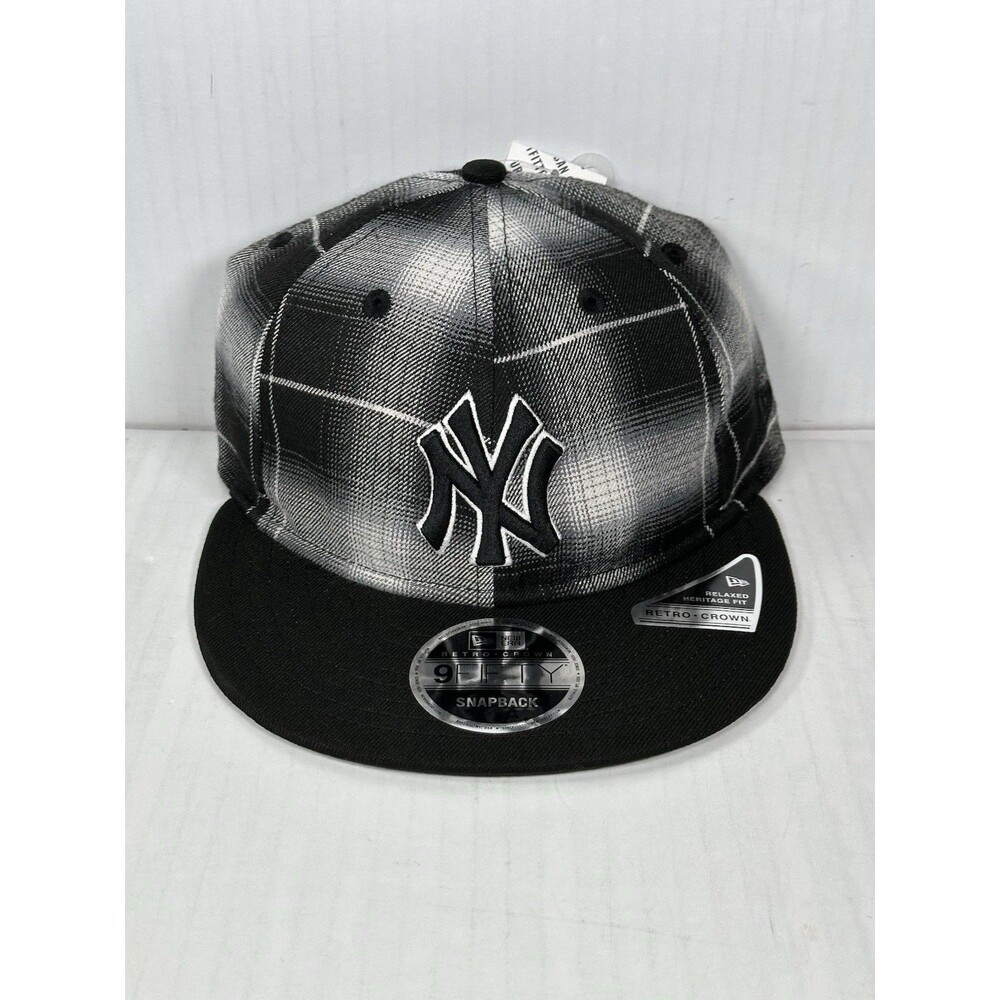 New Era 9FIFTY New York Yankees Black Noir Plaid Adjustable Snapback Hat Cap NWT
